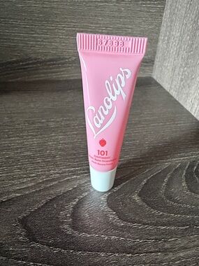 ❤️$6 NWT Lanolips 101 Ointment Multi Balm Strawberry 4g